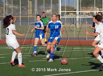Thumbnail 1 in Fountain Hills vs. Walden Grove (AIA D3 Final) photogallery.