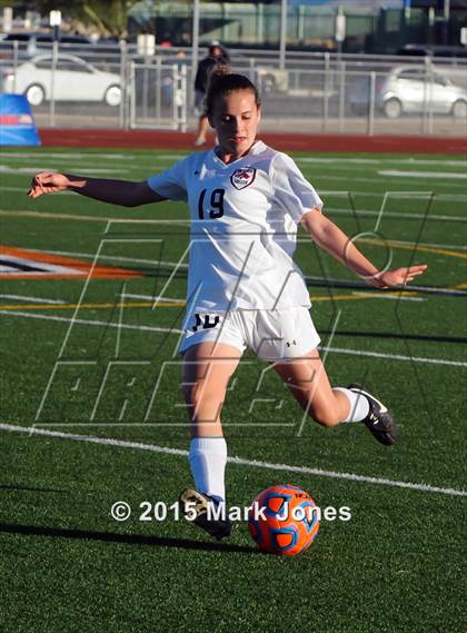 Thumbnail 1 in Fountain Hills vs. Walden Grove (AIA D3 Final) photogallery.