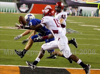 Thumbnail 3 in Prattville vs. St. Xavier photogallery.