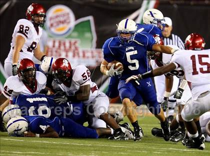 Thumbnail 3 in Prattville vs. St. Xavier photogallery.