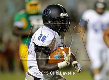 Thumbnail 1 in Summerville vs Fort Dorchester (Sertoma Classic) photogallery.