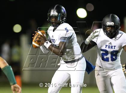 Thumbnail 2 in Summerville vs Fort Dorchester (Sertoma Classic) photogallery.