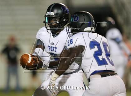 Thumbnail 3 in Summerville vs Fort Dorchester (Sertoma Classic) photogallery.