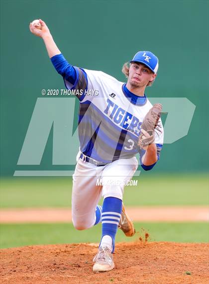 Thumbnail 3 in Linden-Kildare vs Rayville photogallery.