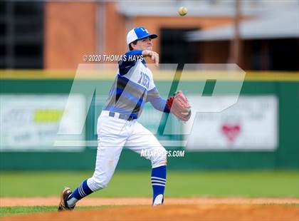Thumbnail 1 in Linden-Kildare vs Rayville photogallery.