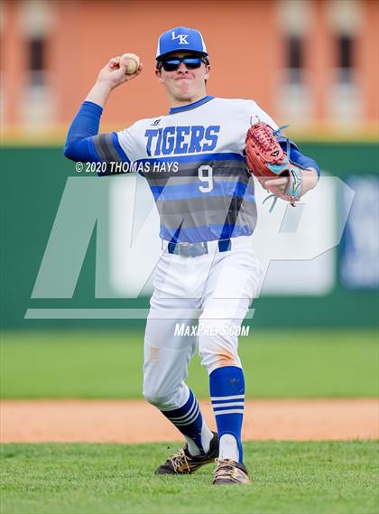 Thumbnail 2 in Linden-Kildare vs Rayville photogallery.