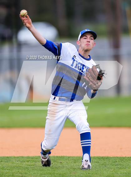 Thumbnail 1 in Linden-Kildare vs Rayville photogallery.