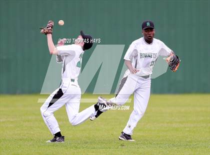 Thumbnail 3 in Linden-Kildare vs Rayville photogallery.