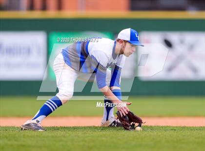 Thumbnail 2 in Linden-Kildare vs Rayville photogallery.