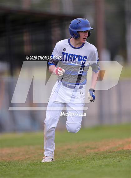 Thumbnail 2 in Linden-Kildare vs Rayville photogallery.