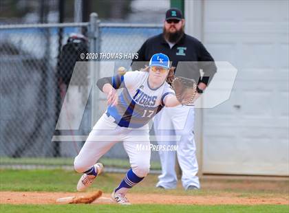 Thumbnail 3 in Linden-Kildare vs Rayville photogallery.