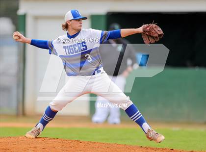 Thumbnail 3 in Linden-Kildare vs Rayville photogallery.