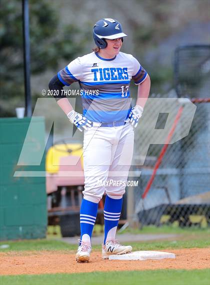 Thumbnail 1 in Linden-Kildare vs Rayville photogallery.