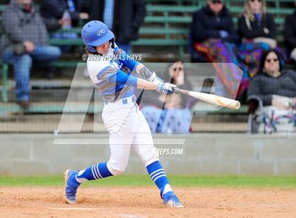 Thumbnail 3 in Linden-Kildare vs Rayville photogallery.