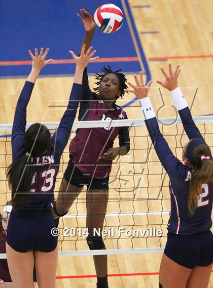 Thumbnail 2 in Plano vs. Allen photogallery.
