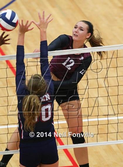 Thumbnail 2 in Plano vs. Allen photogallery.