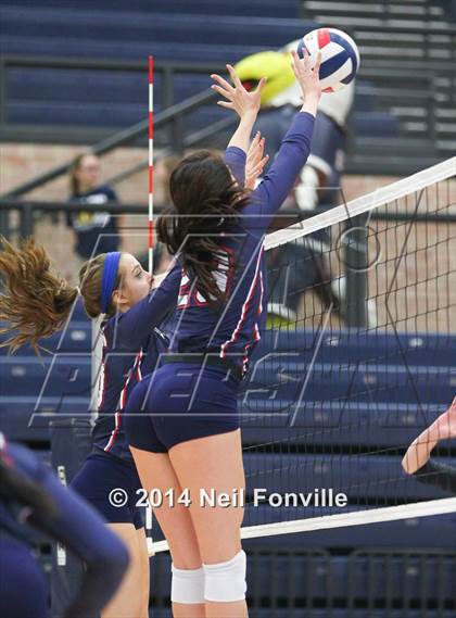 Thumbnail 2 in Plano vs. Allen photogallery.