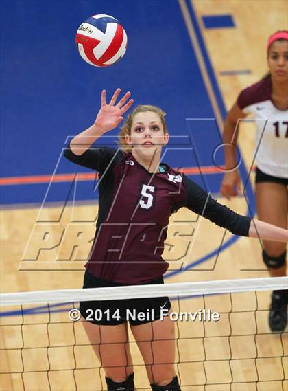 Thumbnail 3 in Plano vs. Allen photogallery.
