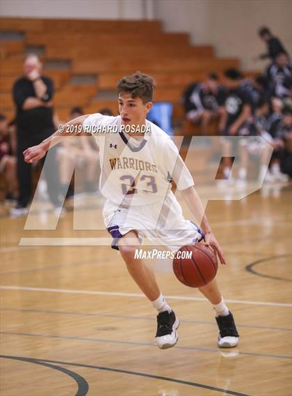 Thumbnail 2 in Righetti vs. Tulare Union (Andrew Bedoya Holiday Classic) photogallery.