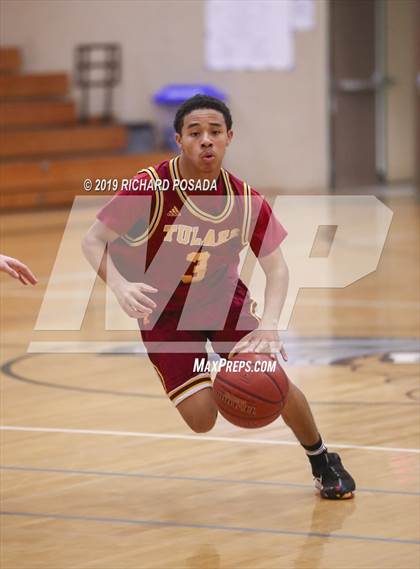 Thumbnail 1 in Righetti vs. Tulare Union (Andrew Bedoya Holiday Classic) photogallery.