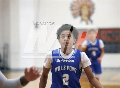 Thumbnail 1 in Grand Saline vs Wills Point photogallery.