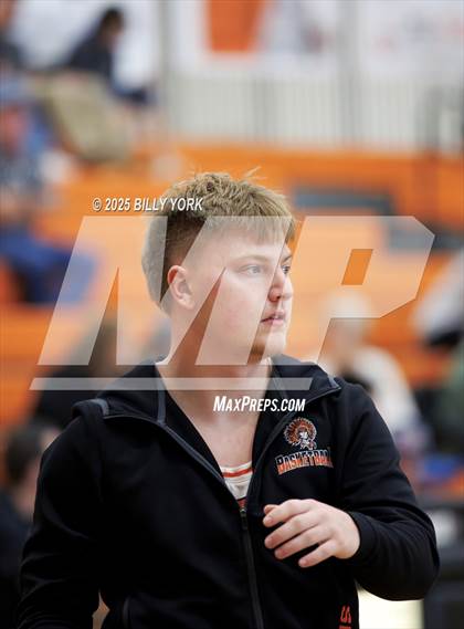 Thumbnail 2 in Grand Saline vs Wills Point photogallery.