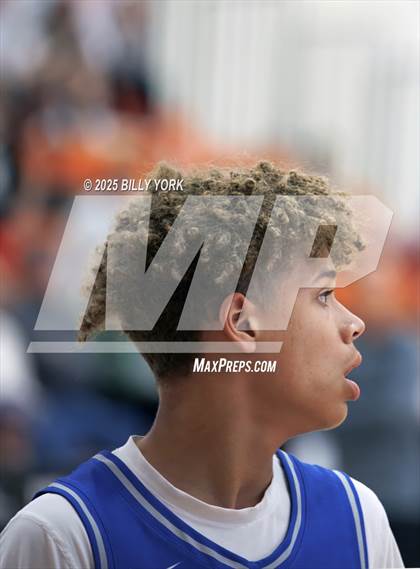 Thumbnail 2 in Grand Saline vs Wills Point photogallery.