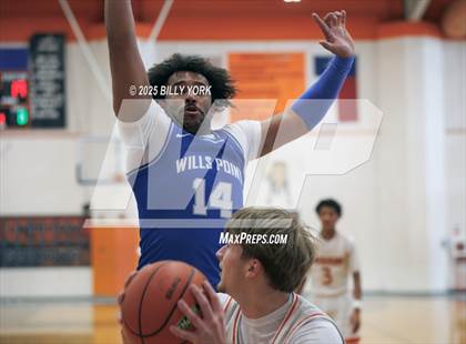 Thumbnail 2 in Grand Saline vs Wills Point photogallery.