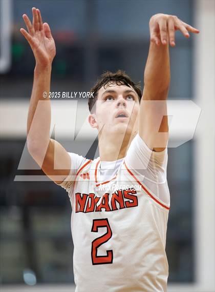 Thumbnail 1 in Grand Saline vs Wills Point photogallery.