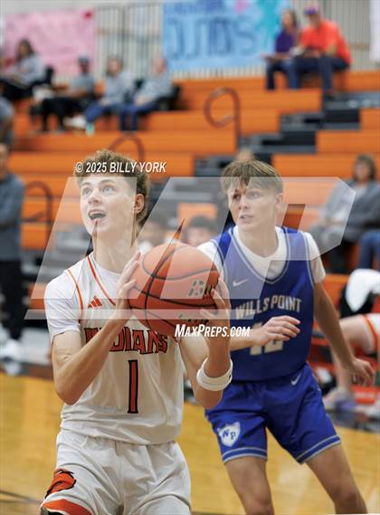 Thumbnail 3 in Grand Saline vs Wills Point photogallery.