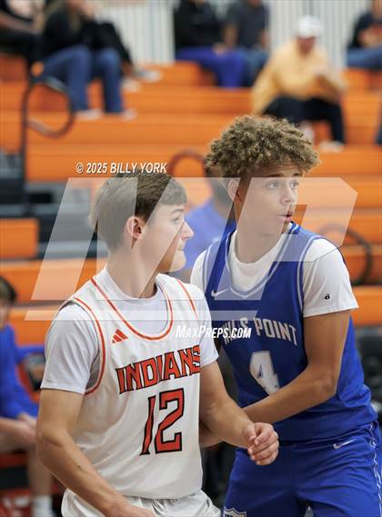 Thumbnail 2 in Grand Saline vs Wills Point photogallery.