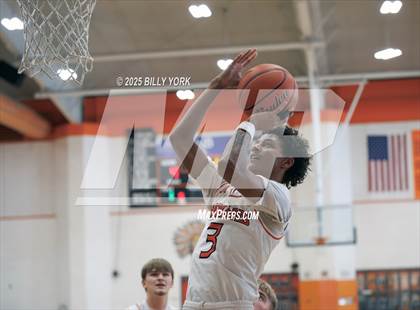 Thumbnail 1 in Grand Saline vs Wills Point photogallery.