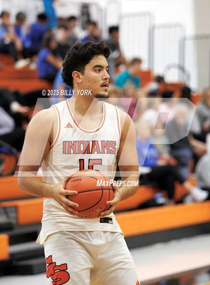 Thumbnail 1 in Grand Saline vs Wills Point photogallery.