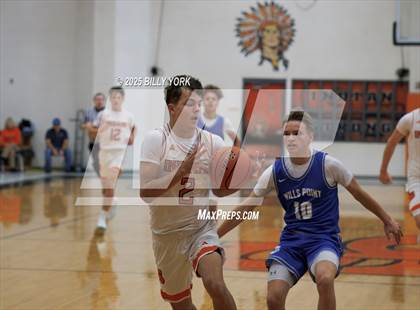 Thumbnail 1 in Grand Saline vs Wills Point photogallery.