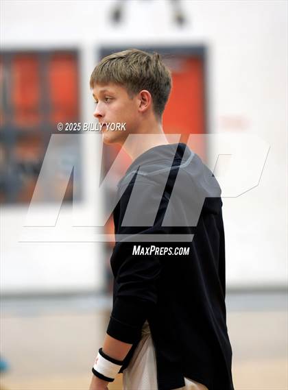 Thumbnail 3 in Grand Saline vs Wills Point photogallery.