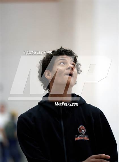 Thumbnail 1 in Grand Saline vs Wills Point photogallery.