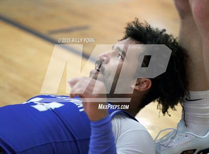 Thumbnail 1 in Grand Saline vs Wills Point photogallery.