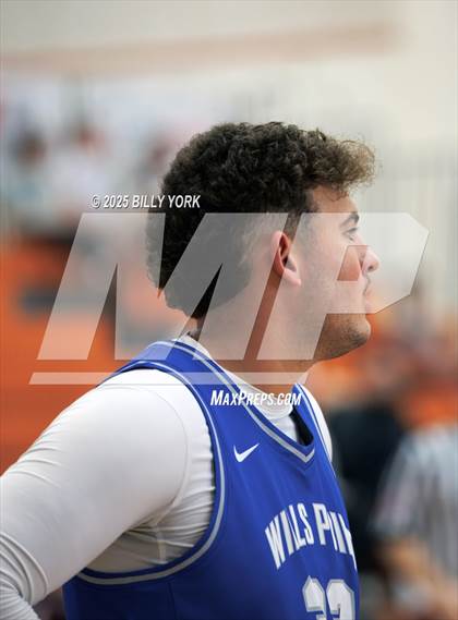 Thumbnail 1 in Grand Saline vs Wills Point photogallery.