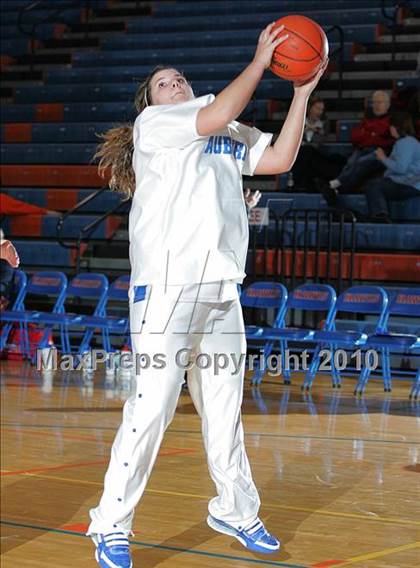 Thumbnail 1 in Auburn vs Pawnee (Sangamon County Classic) photogallery.