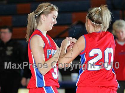Thumbnail 1 in Auburn vs Pawnee (Sangamon County Classic) photogallery.