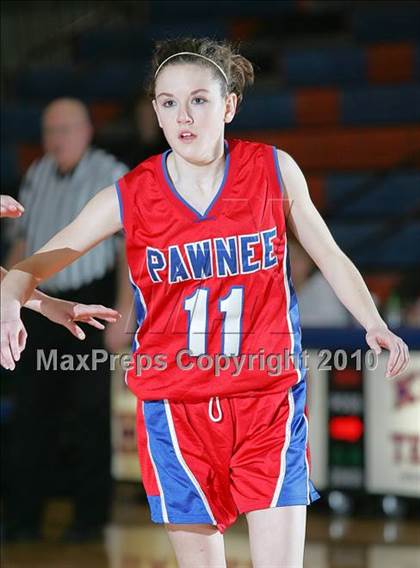 Thumbnail 2 in Auburn vs Pawnee (Sangamon County Classic) photogallery.