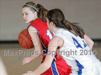 Thumbnail 2 in Auburn vs Pawnee (Sangamon County Classic) photogallery.