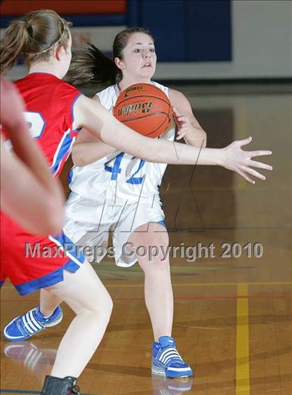 Thumbnail 1 in Auburn vs Pawnee (Sangamon County Classic) photogallery.