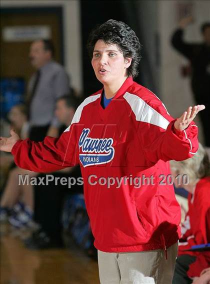 Thumbnail 3 in Auburn vs Pawnee (Sangamon County Classic) photogallery.