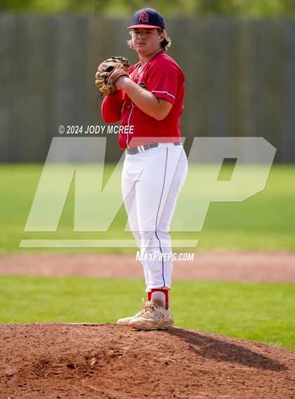 Thumbnail 3 in New Albany @ Pine Grove photogallery.