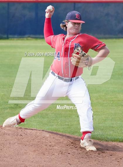 Thumbnail 1 in New Albany @ Pine Grove photogallery.