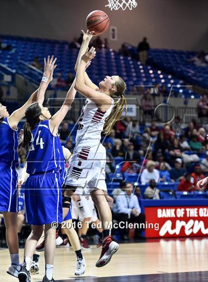 Thumbnail 2 in Beebe vs Greenbrier (AAA 5A 1st Round) photogallery.