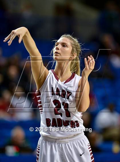Thumbnail 1 in Beebe vs Greenbrier (AAA 5A 1st Round) photogallery.
