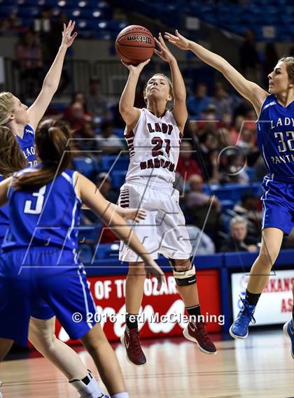 Thumbnail 3 in Beebe vs Greenbrier (AAA 5A 1st Round) photogallery.