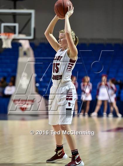 Thumbnail 2 in Beebe vs Greenbrier (AAA 5A 1st Round) photogallery.